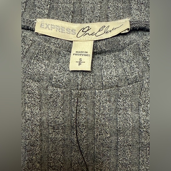 Express  One Eleven Long Sleeve Women’s Top Size Small NWT - Picture 3 of 7